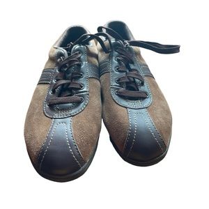 Easy Spirit like new suede sneakers.